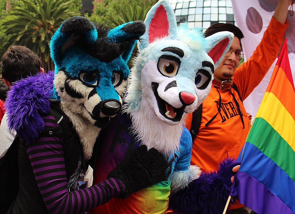 File:Furrys en la Marcha del Orgullo de Ciudad de México.jpg